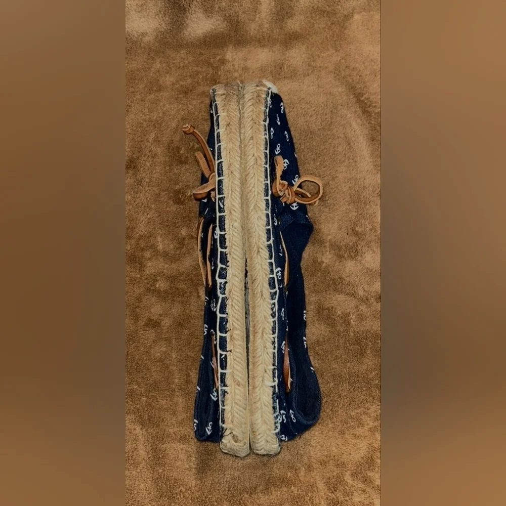 Charming Charlie nautical shoe size 8 *S-1011.2K - Picture 3 of 4